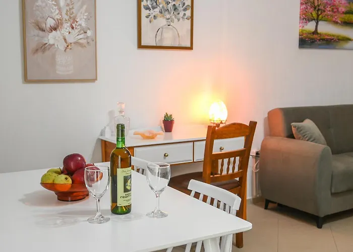 Zoe's Delta Skiathos-Stadt